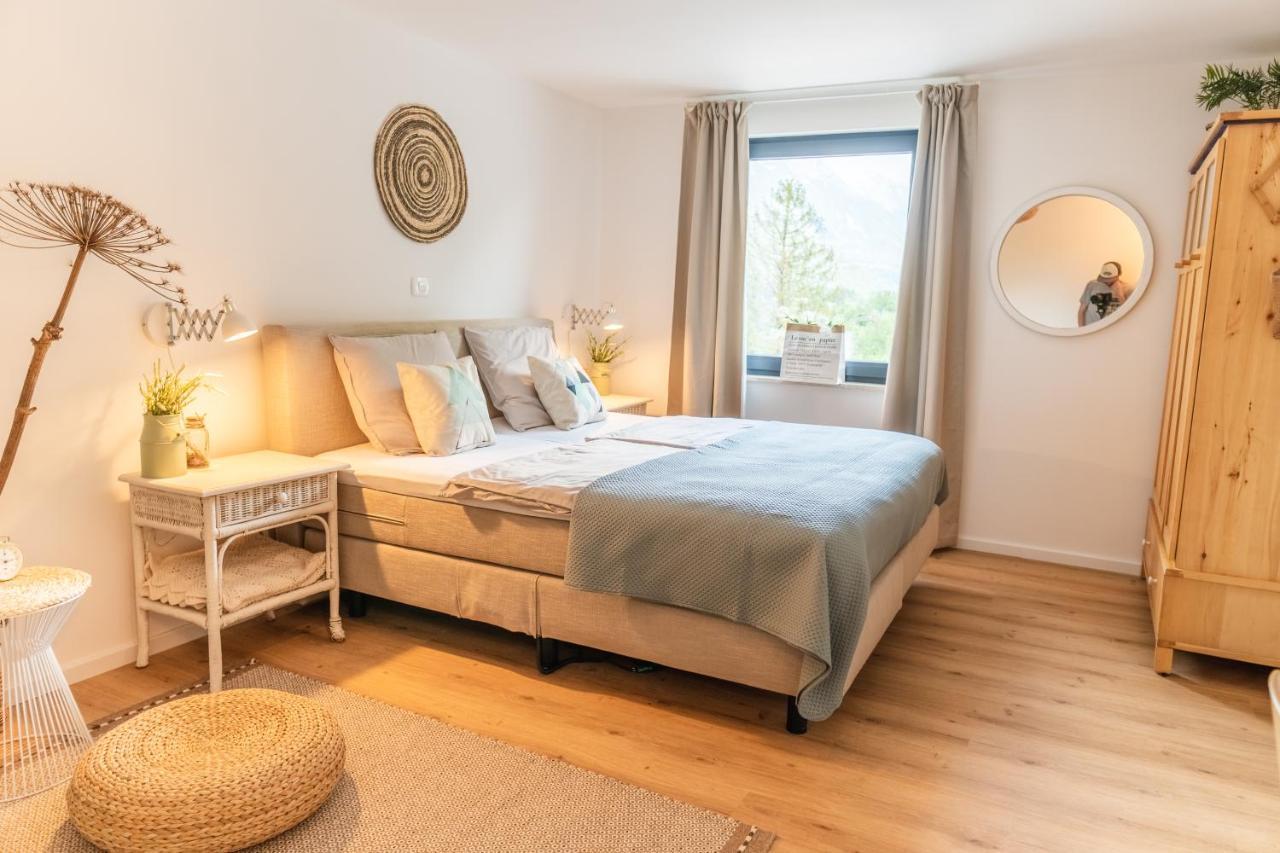 Hisa Lojz Apartman Zaga Kültér fotó