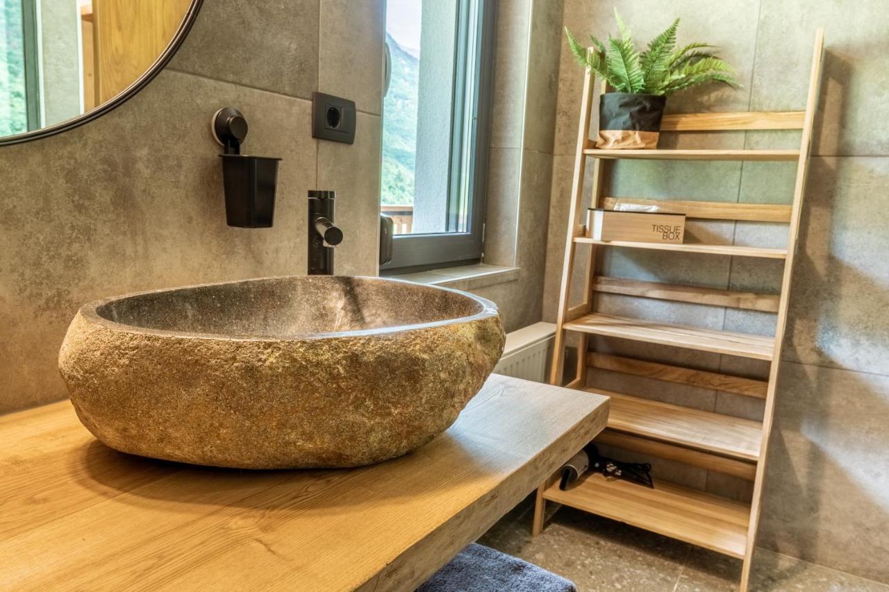 Hisa Lojz Apartman Zaga Kültér fotó